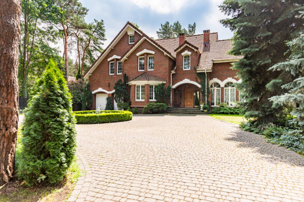 Best Driveway Paving Contractor  in Annandale, VA